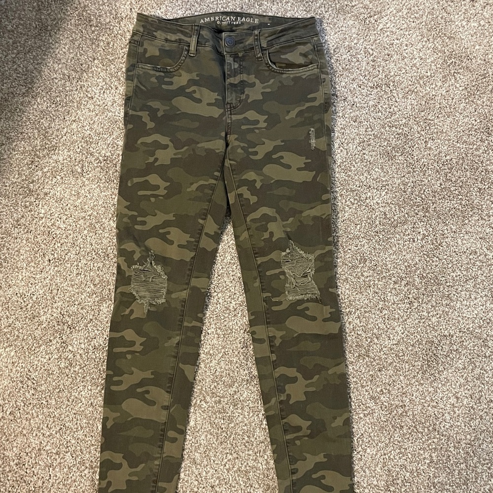 American Eagle Outfitters Olive Camo Jeans